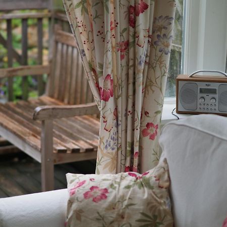 שרבורן Charming Cottage In The Heart Of Sherborne מראה חיצוני תמונה