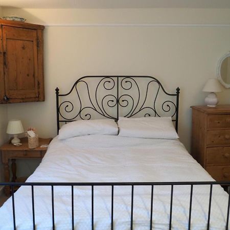 שרבורן Charming Cottage In The Heart Of Sherborne מראה חיצוני תמונה