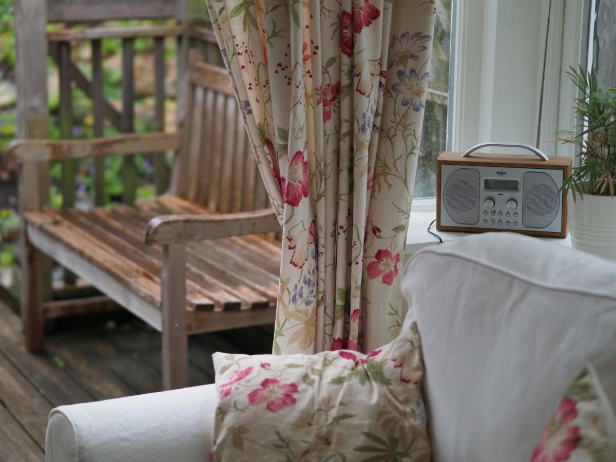 שרבורן Charming Cottage In The Heart Of Sherborne מראה חיצוני תמונה